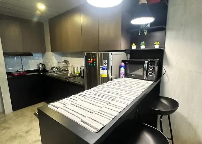 Karffi Ultima Tower 3 Center Себу